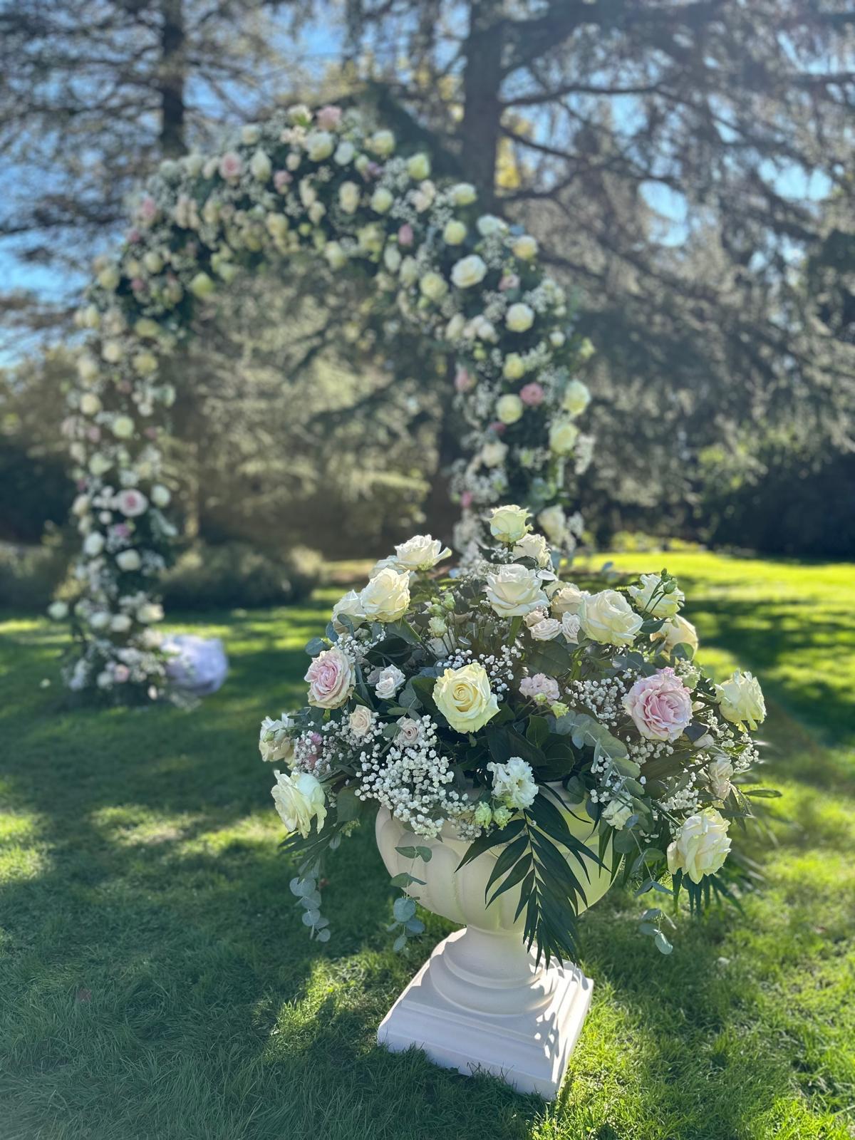 wedding floral design lake orta luxury wedding